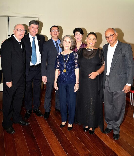 POSSE DE NOVOS ACADÊMICOS NA ABL